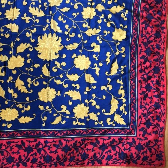 Lillian Venon Silk scarf in a classic floral design in navy blue, red and gold - Picture 7 of 14
